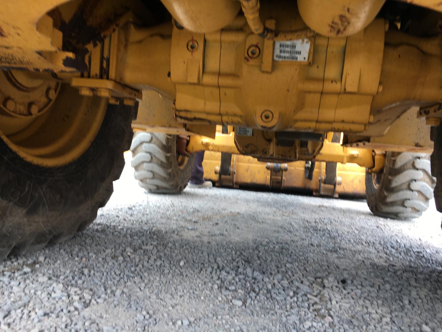 ./imagenes/INVOICE/2019/16902/RETROEXCAVADORA 410K (20).JPG